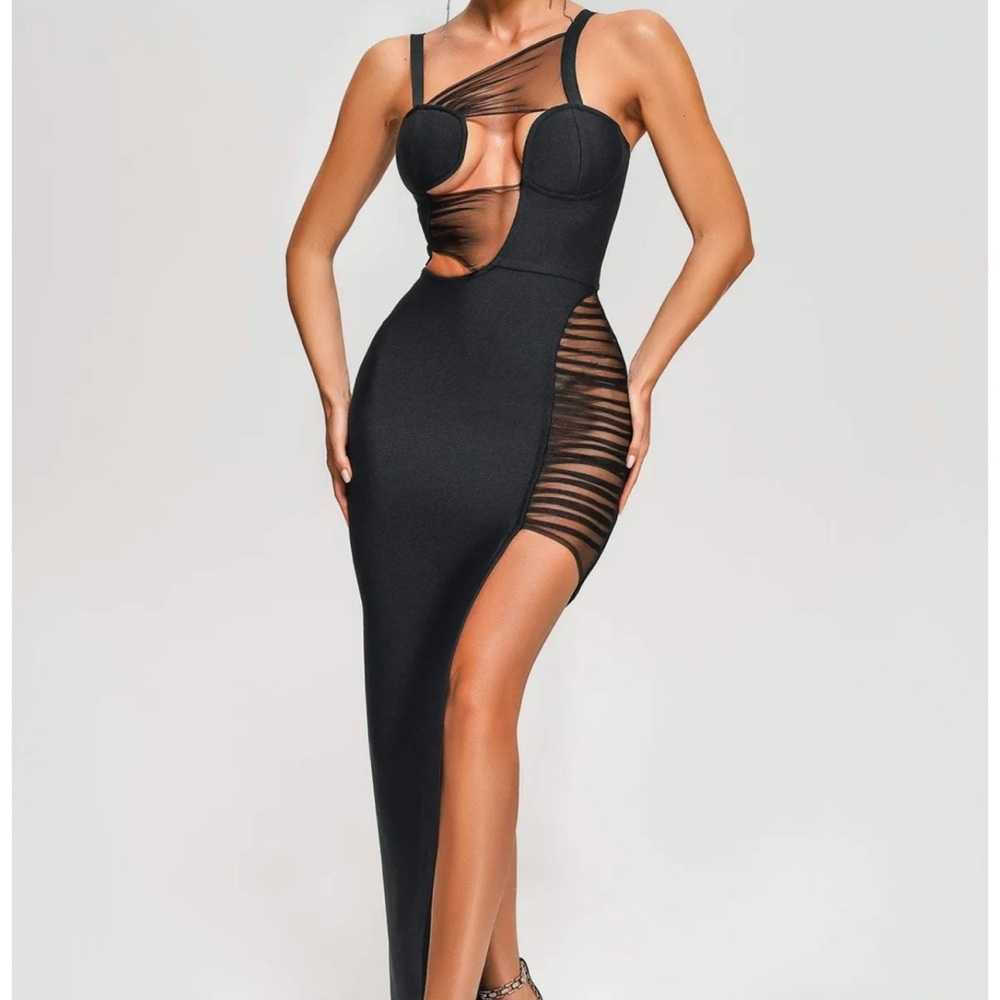 Bella Barnett mesh maxi